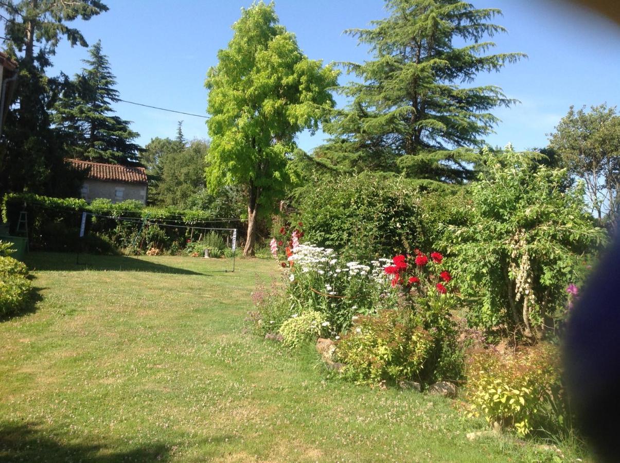 2 Chez Tabuteau Bed and Breakfast Plaisance  Buitenkant foto