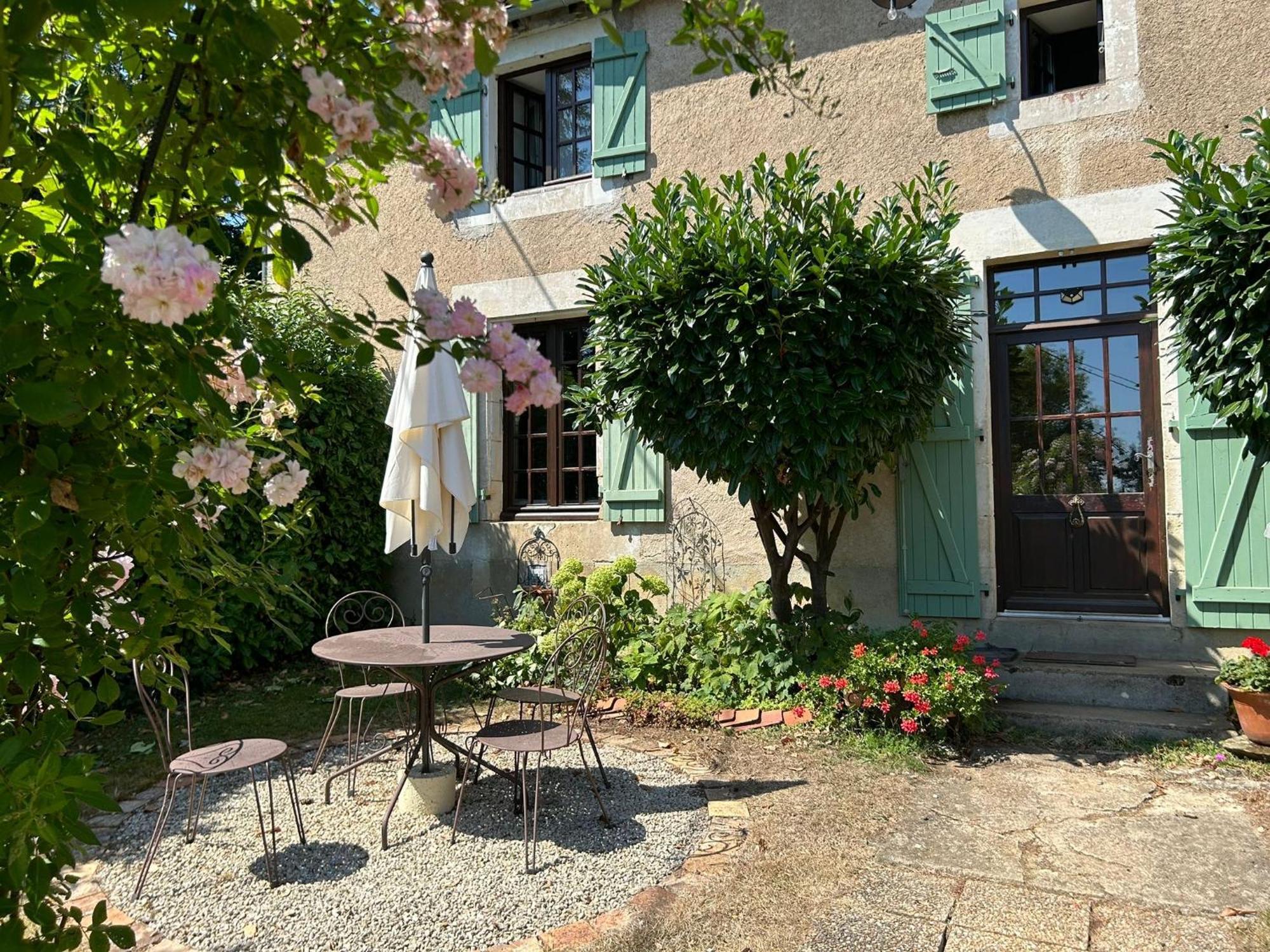 2 Chez Tabuteau Bed and Breakfast Plaisance  Buitenkant foto