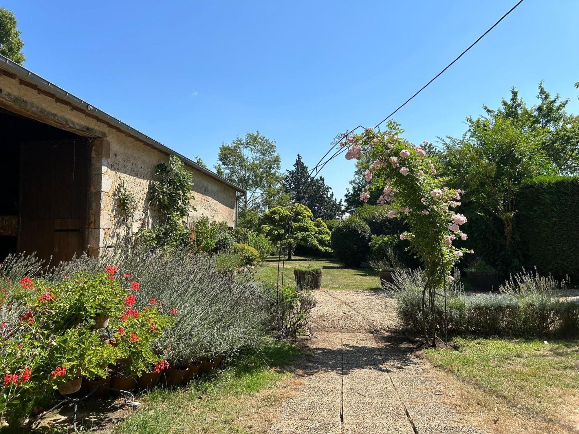 2 Chez Tabuteau Bed and Breakfast Plaisance  Buitenkant foto